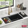 Lavabo de cocina tipo estación de trabajo con un receptáculo de compuesto de granito de 32" de montaje bajo encimera, con reborde WorkFlow™ y accesorios
